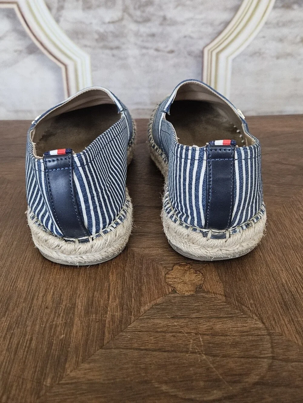 Tommy Hilfiger Women's Blue White Striped Espadrille Flats Slip On Shoes 7.5 M - Picture 5 of 14